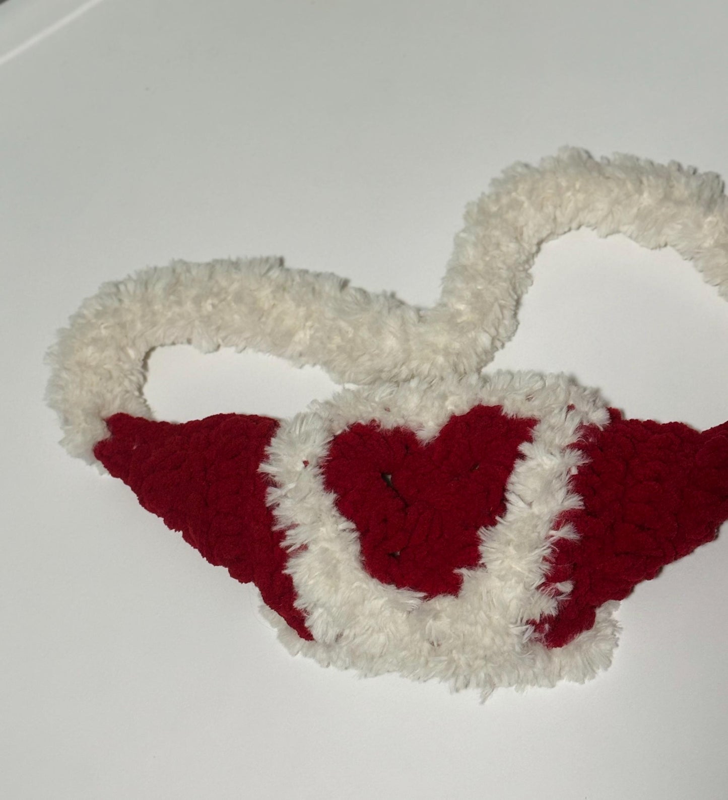 Valentine’s Day Crossbody Bag Crochet Heart Faux Fur Yarn
